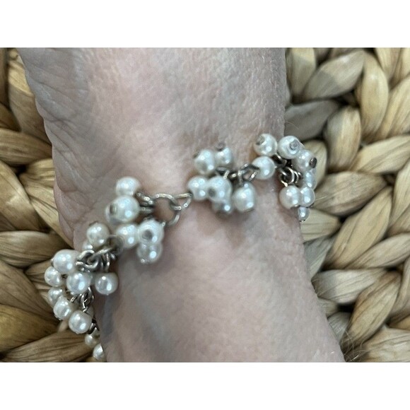 Vintage Dangle Cha Cha Bracelet Faux Pearl Cluster Silver Tone Coquette - Picture 2 of 5